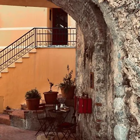 Casa Vacanze Le Tre Casette Ameglia Exterior photo